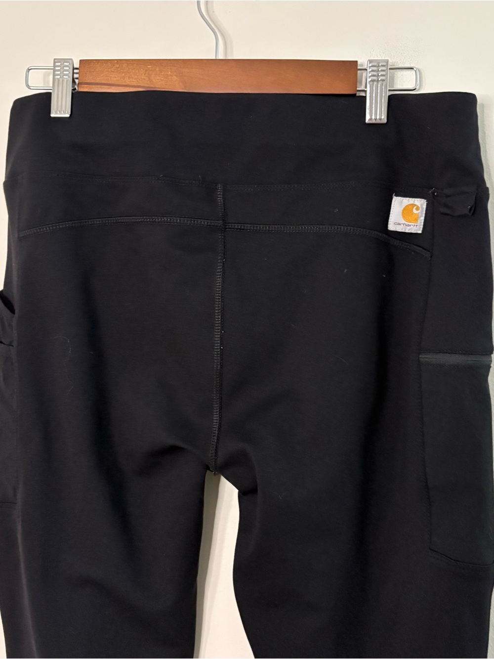 Like new Carhartt women’s large 12-14 black fitted leggings pants pockets hiking - Picture 4 of 8
